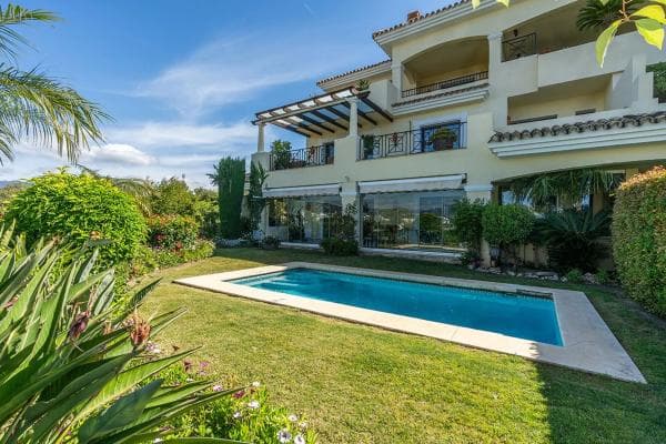 Piso en venta en Urbanizacion N Andalucia L, Marbella
thumbnail 1