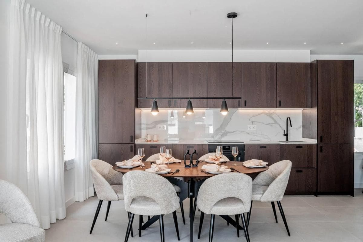 Venta de duplex en Urbanización Los Pinos de Aloha, Marbella photo 2