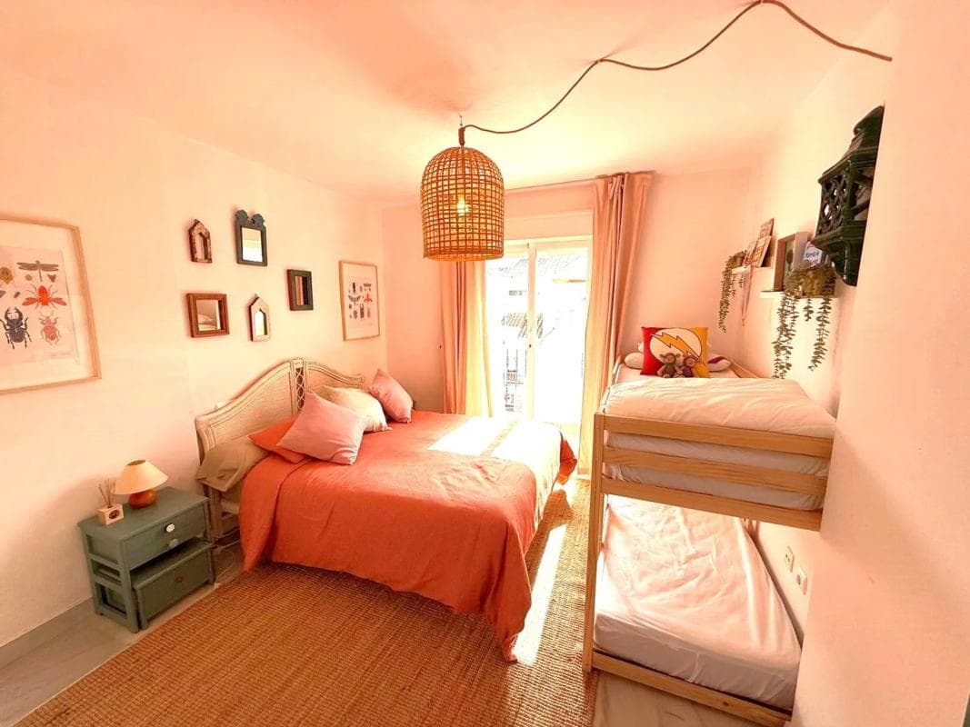 Venta de chalet adosado en CL ALFARNATEJO-NARANJOS MARB , Marbella photo 2