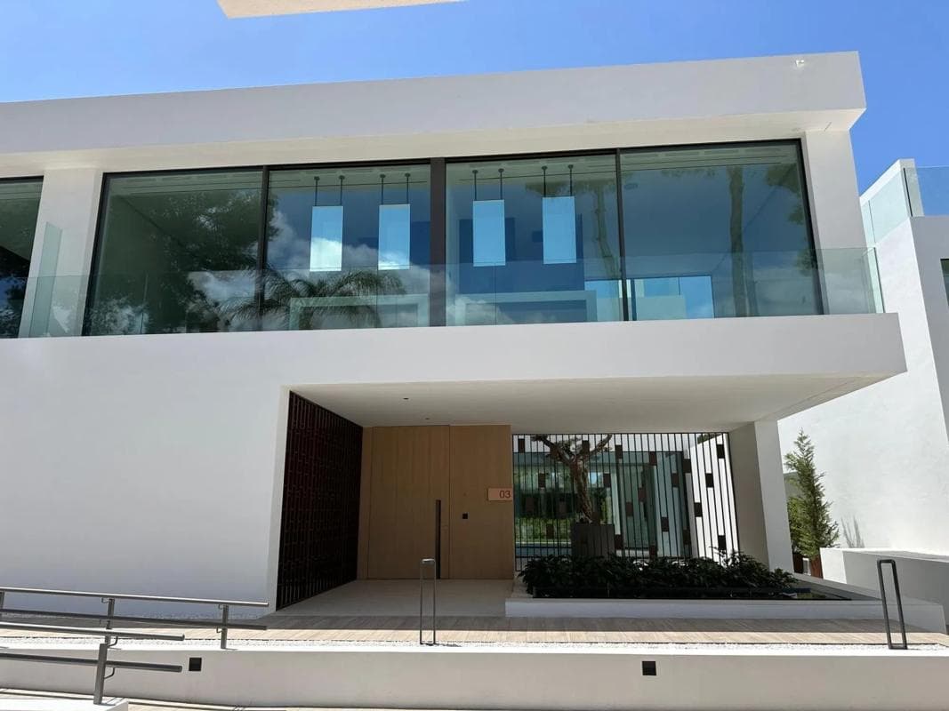 Venta de chalet independiente en Urbanización Atalaya Río Verde, 31, Marbella
photo 3