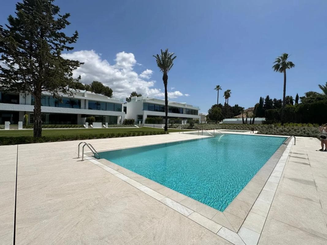 Venta de chalet independiente en Urbanización Atalaya Río Verde, 31, Marbella
photo 5