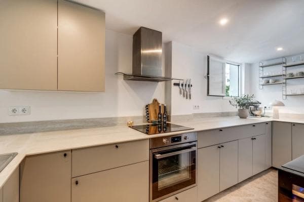 Chalet adosado en venta en Urbanización Los Naranjos de Marbella , Marbella thumbnail 2