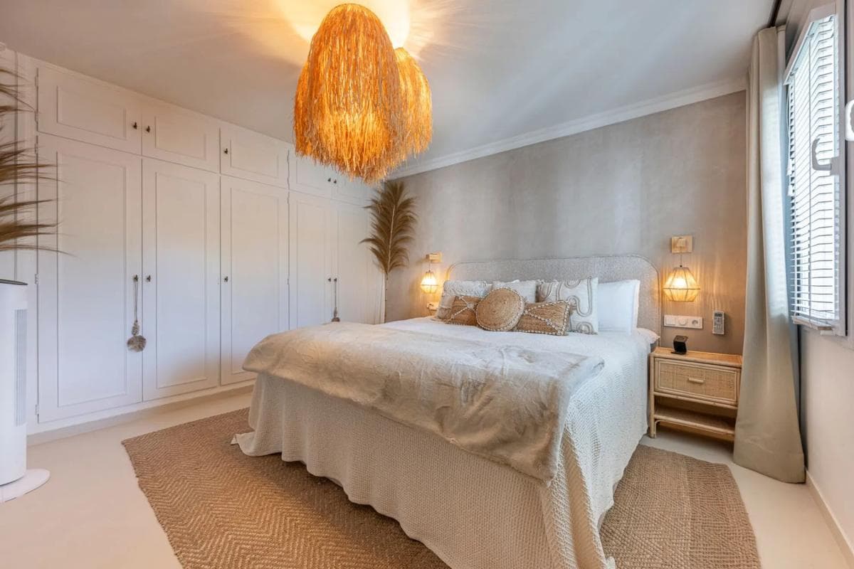 Venta de chalet adosado en Calle Pablo Picasso s/n , Marbella photo 4