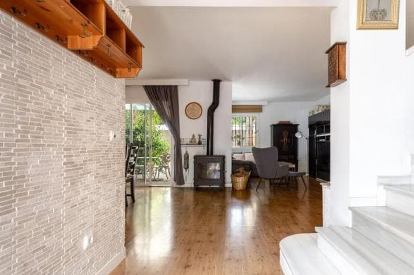 Chalet adosado en venta en Barrio La Dama de Noche-La Alzambra , Marbella thumbnail 1