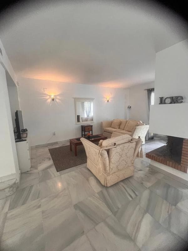 Venta de chalet adosado en Avenida Príncipe Salman , Marbella photo 5