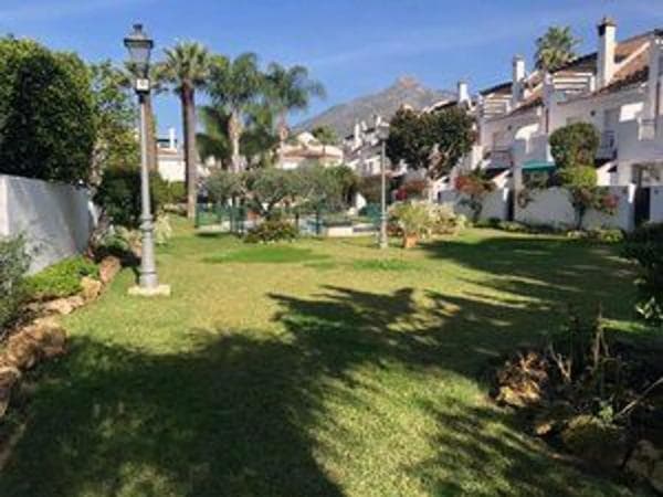 Terraced house for sale at Manzana-3 , Marbella thumbnail 1