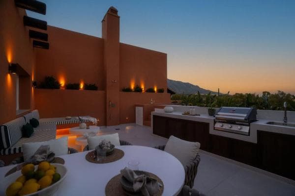 Duplex en venta en Calle Arcos, Marbella thumbnail 2