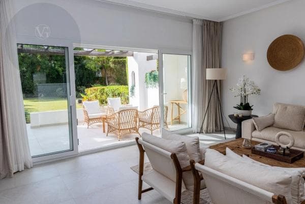 Chalet independiente en venta en Nueva andalucia, Marbella
thumbnail 1