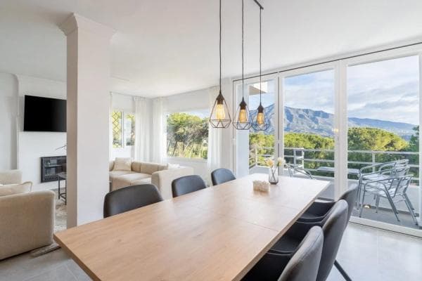 Duplex en venta en Barrio Las Brisas, Marbella thumbnail 1