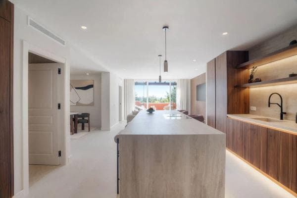 Duplex en venta en Alminar s/n, Marbella thumbnail 2