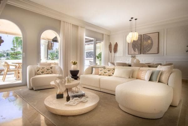 Duplex en venta en Barrio Las Brisas, Marbella thumbnail 1