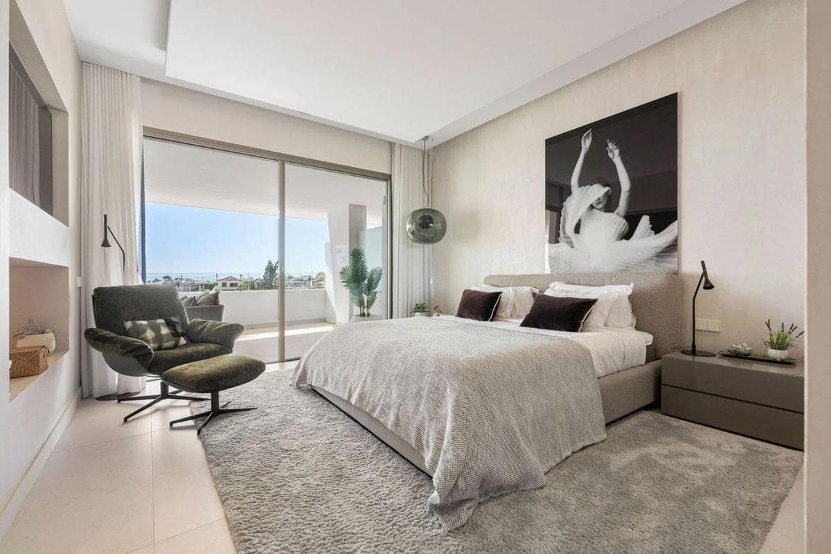 Sale of townhouse in Calle Real , Marbella photo 5