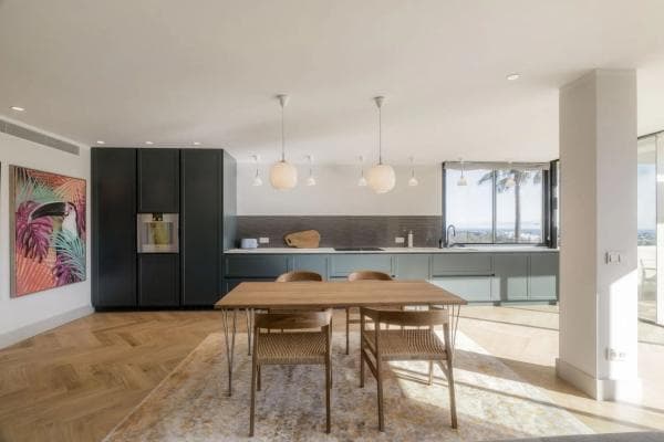 Piso en venta en Barrio Las Brisas, Marbella
thumbnail 1