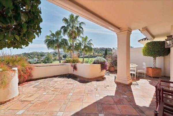 Duplex en venta en Avenida del Prado, Marbella thumbnail 2
