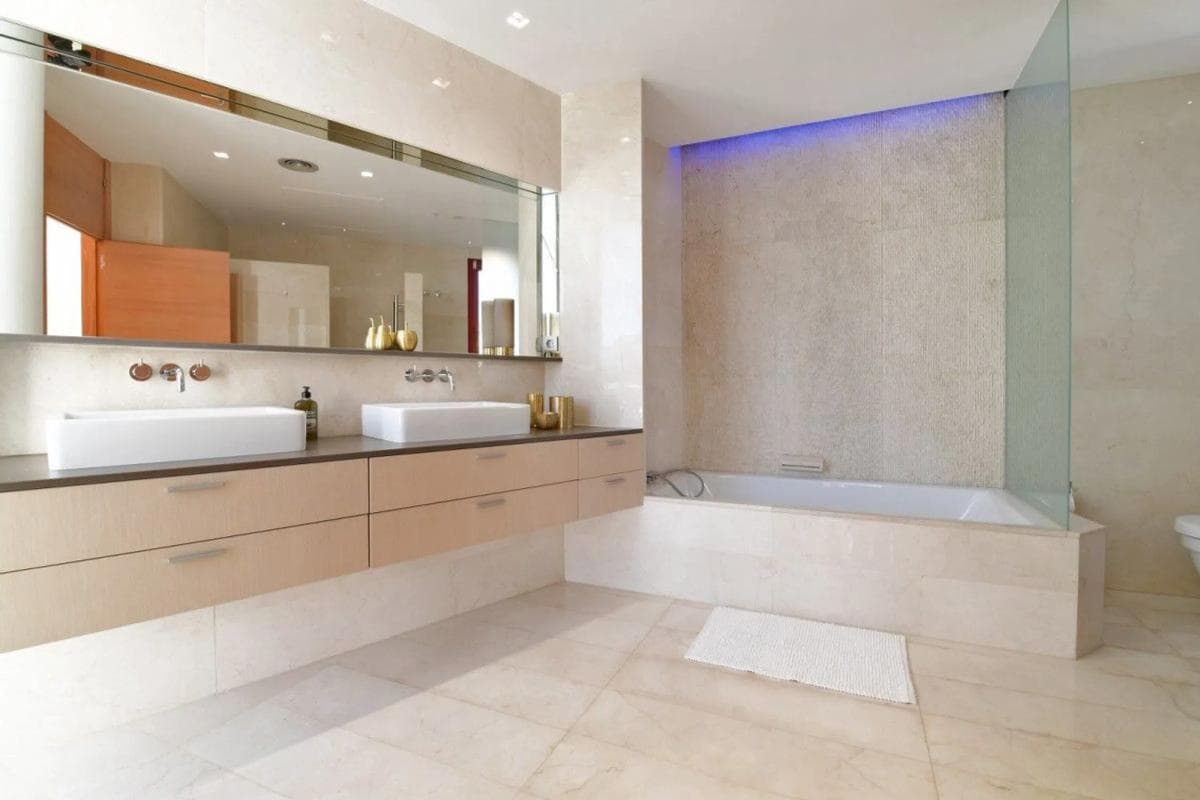 Venta de chalet independiente en Casa Blanca Calderon de la Barca, Marbella
photo 2