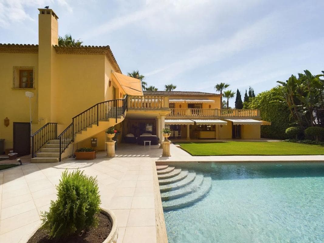 Venta de chalet independiente en Calle Atenas 24 - D, Marbella
photo 2