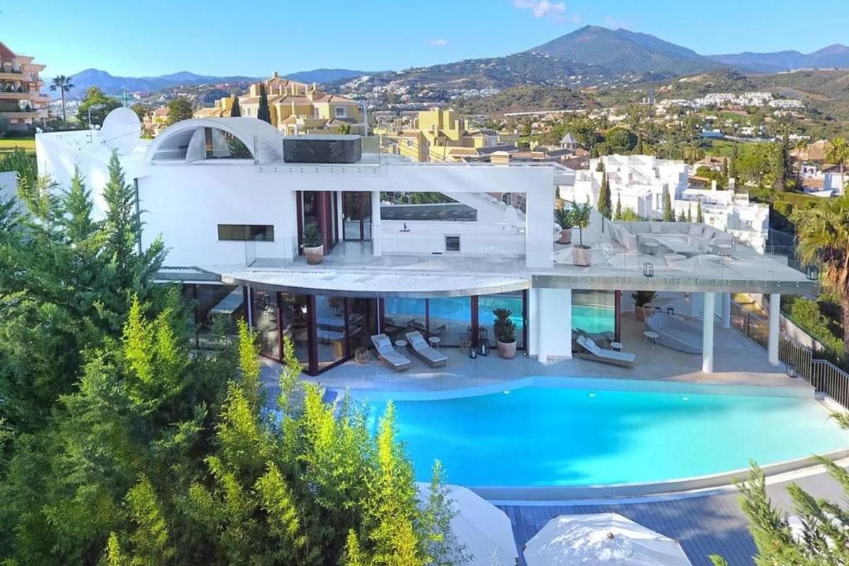Venta de chalet independiente en Avenida Calderón de la Barca s/n, Marbella
photo 2