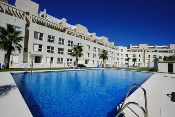 Venta de piso en Barrio Las Brisas, Marbella
photo 1