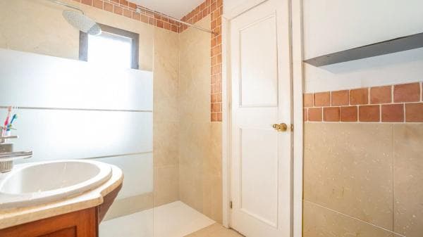 Chalet independiente en venta en Barrio Los Naranjos, Marbella
thumbnail 1
