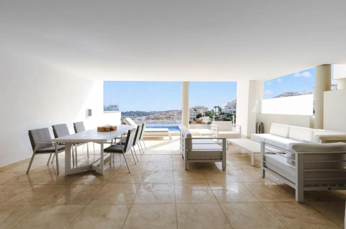 Venta de piso en Barrio Los Naranjos, Marbella
photo 2