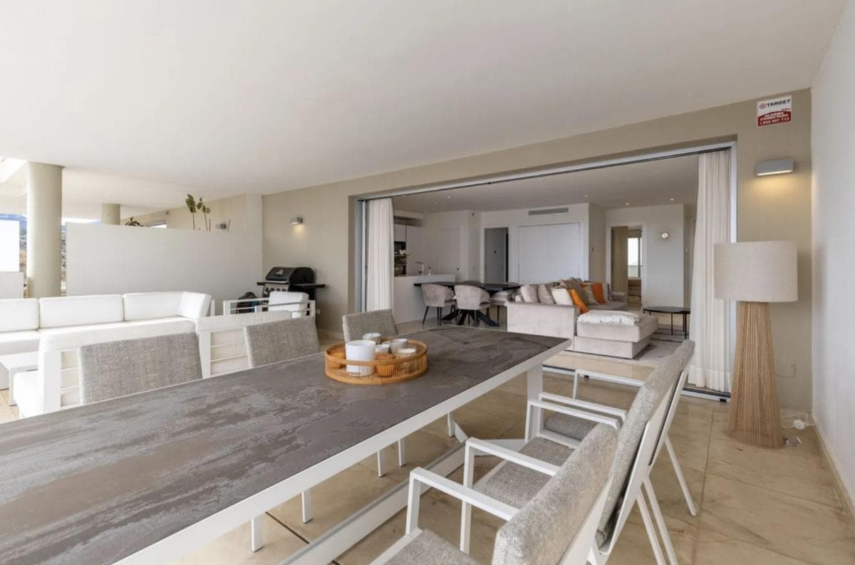 Venta de piso en Barrio Los Naranjos, Marbella
photo 3