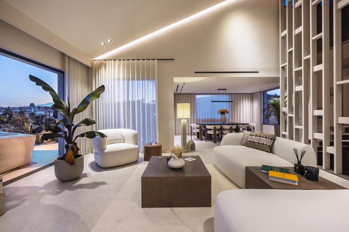 Sprzedaż niezależnego domku jednorodzinnego w Barrio Los Naranjos, Marbella photo 4