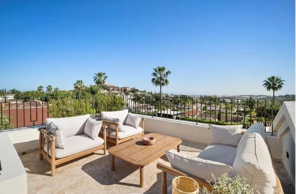 Chalet independiente en venta en Urbanización N Andalucía 5f, 4, Marbella
thumbnail 1