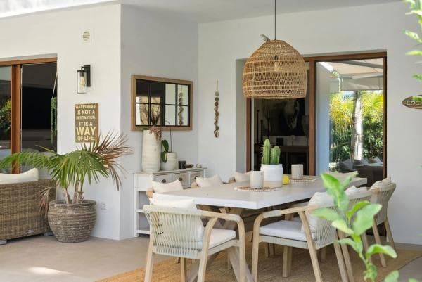 Chalet adosado en venta en Calle Tucán , Marbella thumbnail 1