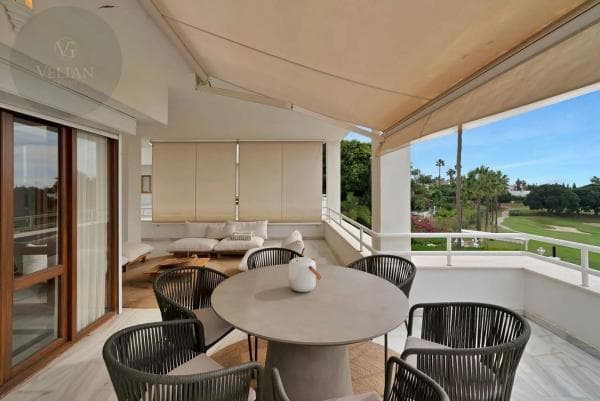 Apartment for sale in Nueva andalucia, Marbella thumbnail 1