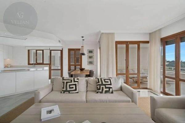 Apartment for sale in Nueva andalucia, Marbella thumbnail 2