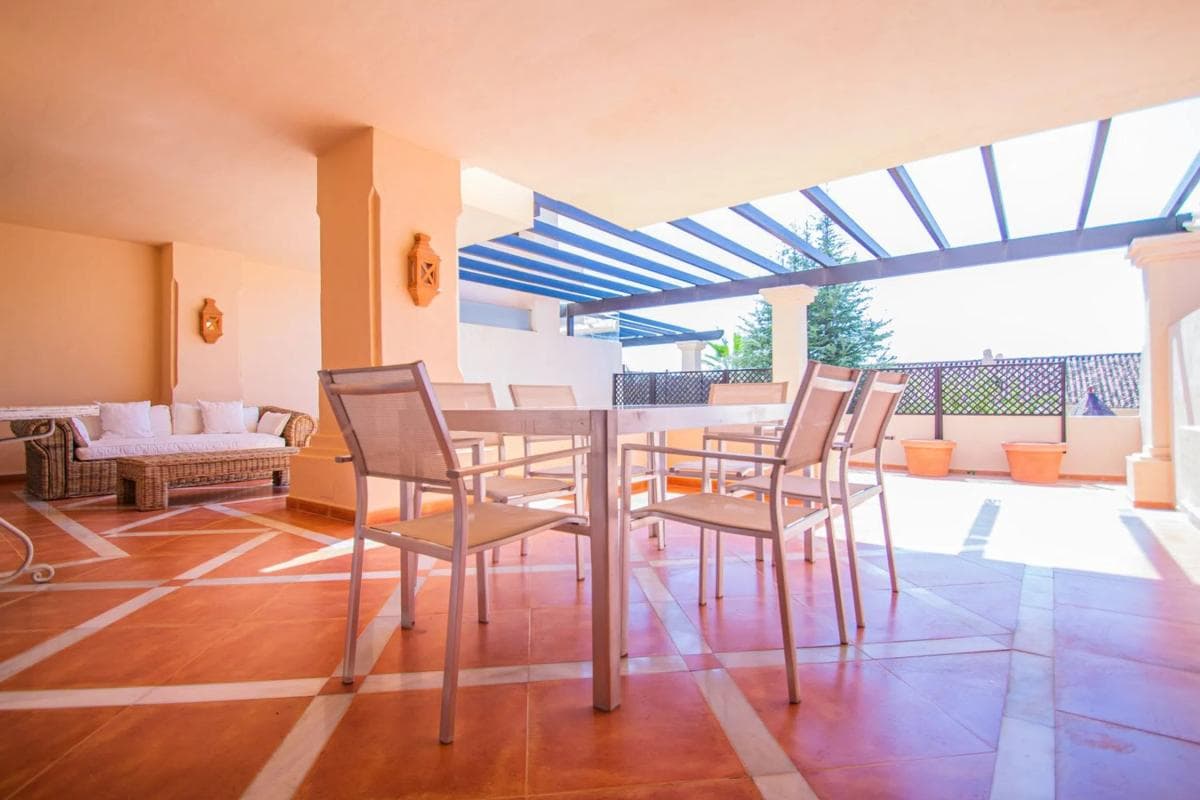 Sale of apartment in Calle Osa Mayor, Marbella
photo 2