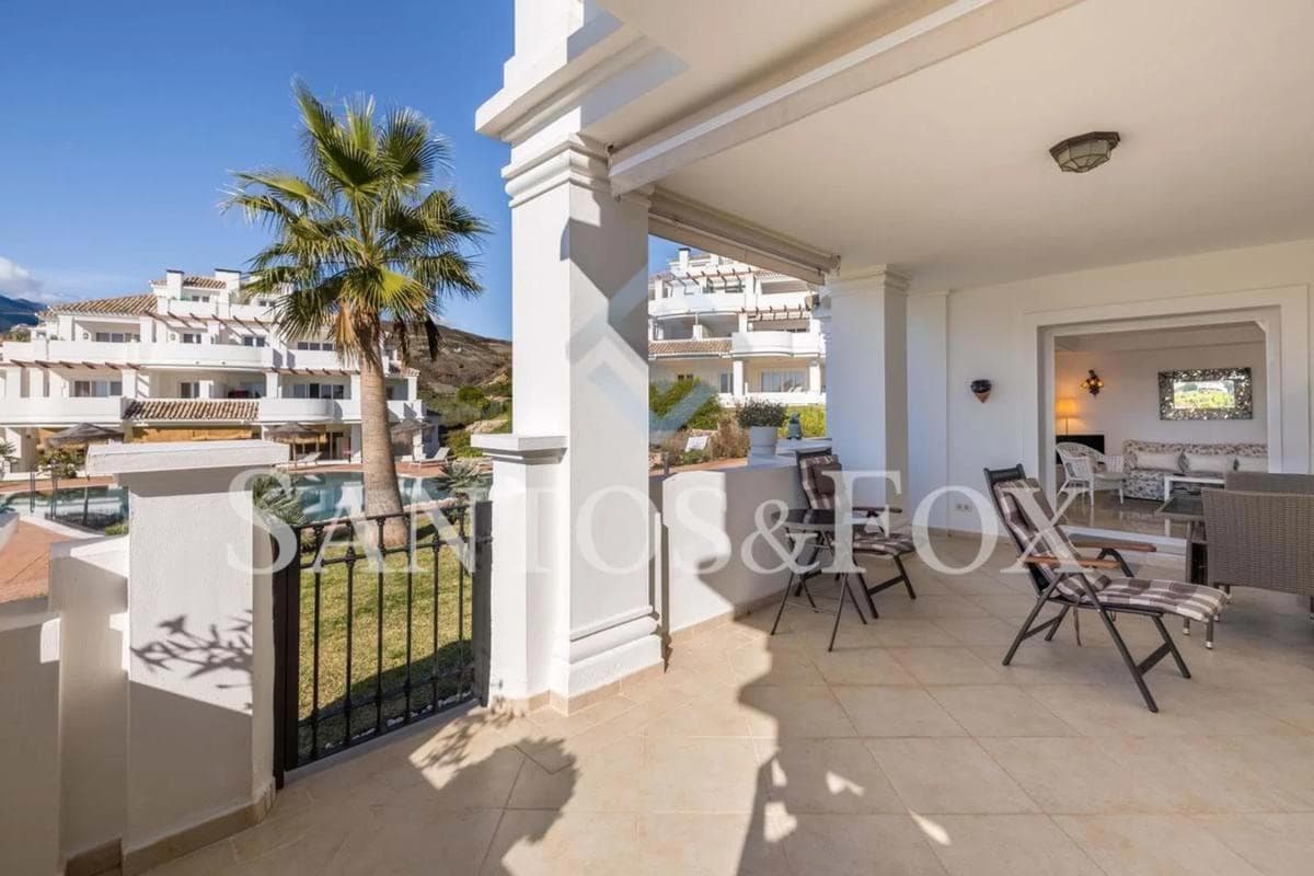 Sale of apartment in Barrio Los Naranjos, Marbella
photo 3
