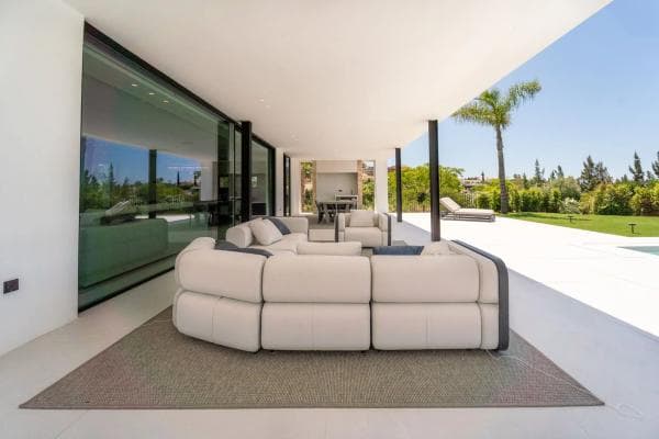 Chalet independiente en venta en Calle Sirio, 323, Marbella
photo 1