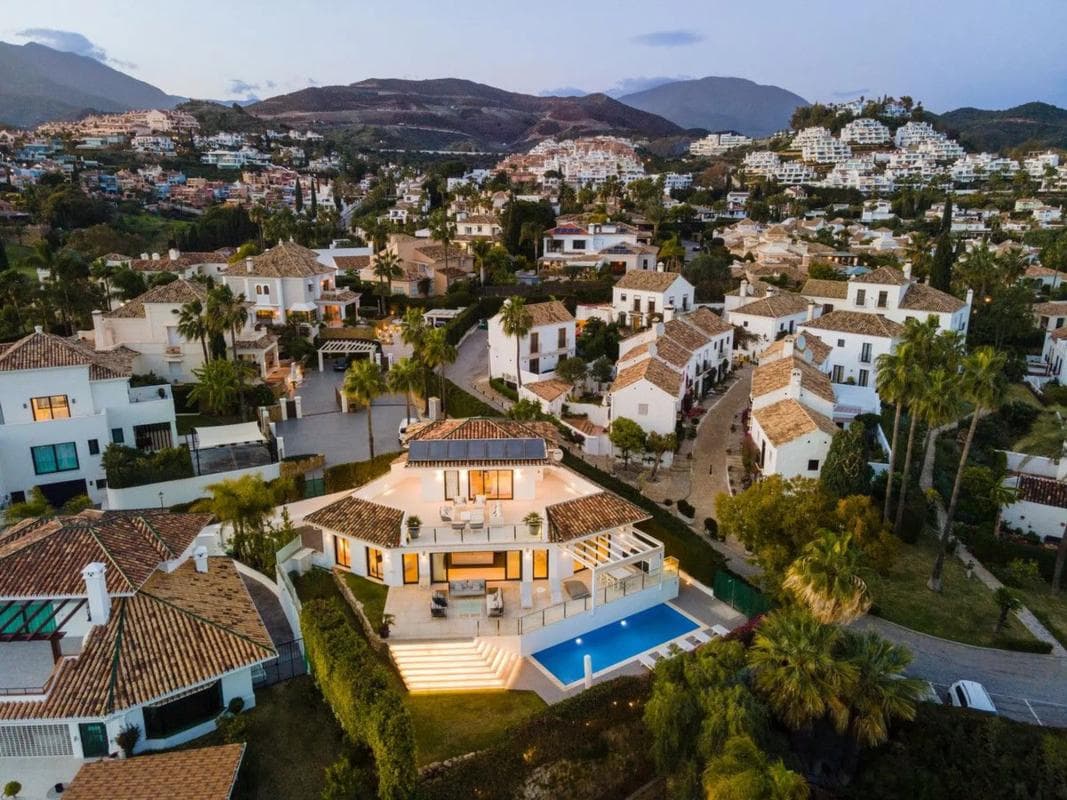 Venta de chalet independiente en Calle Auriga, Marbella
photo 5