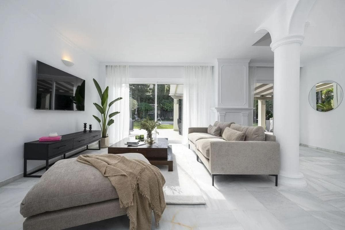 Venta de chalet independiente en Calle Auriga, Marbella
photo 4