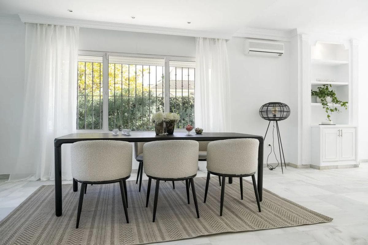 Venta de chalet independiente en Calle Auriga, Marbella
photo 5
