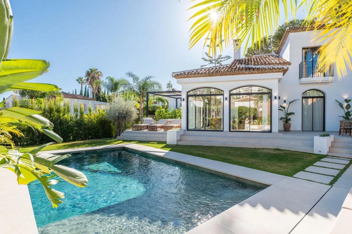 Sprzedaż niezależnego domku jednorodzinnego w Urbanizacion N Andalucia 8H, 7, Marbella photo 4