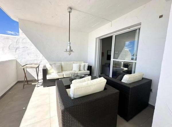 Duplex en venta en Barrio Los Naranjos, Marbella thumbnail 2