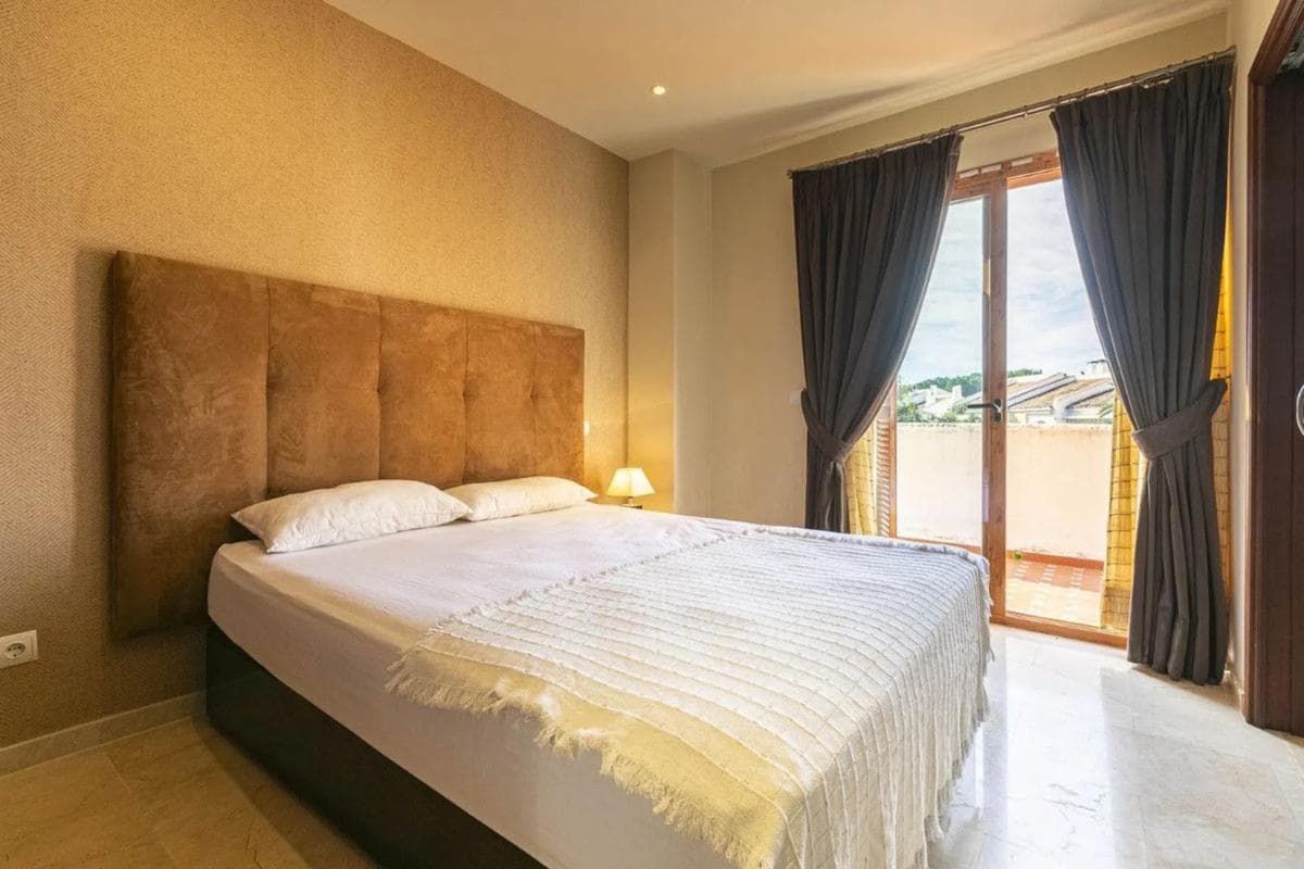 Venta de ático en Barrio Los Naranjos, Marbella photo 4