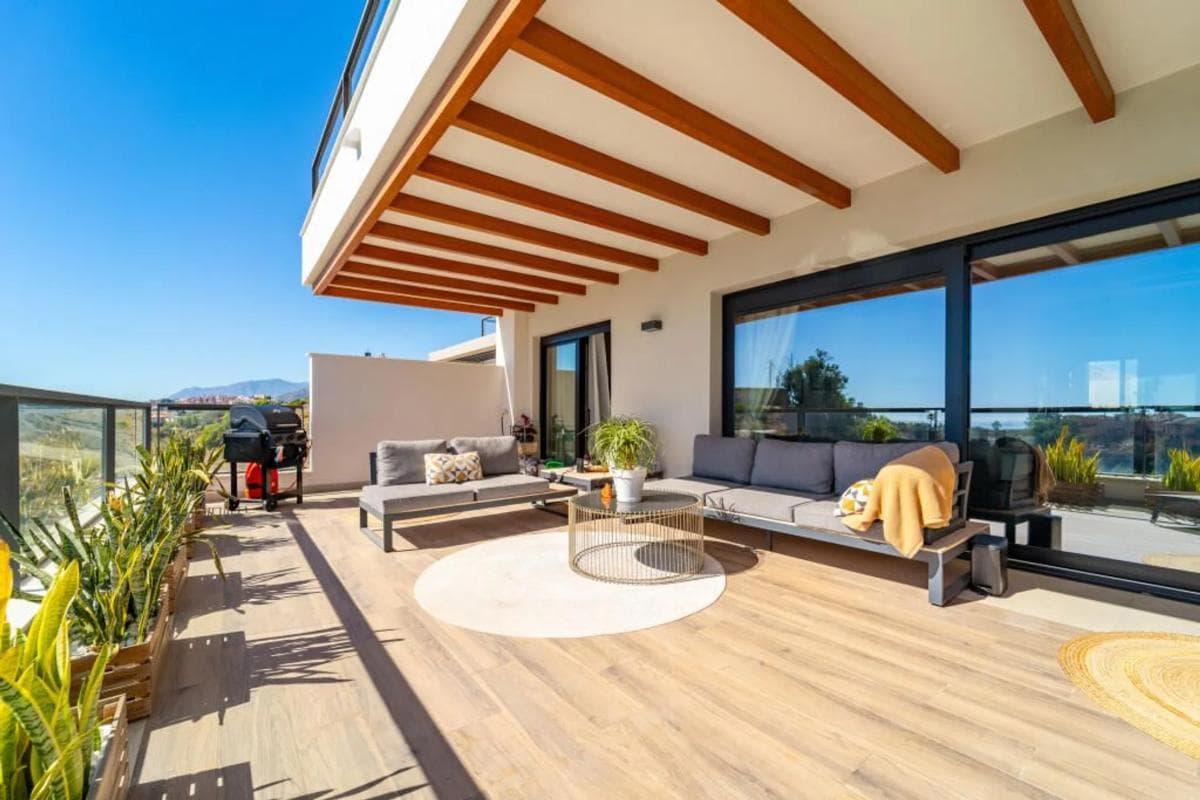 Sale of apartment in Calle Osa Mayor, Marbella
photo 5