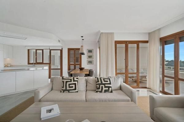 Piso en venta en Urbanizacion N Andalucia 3F, Marbella
thumbnail 1