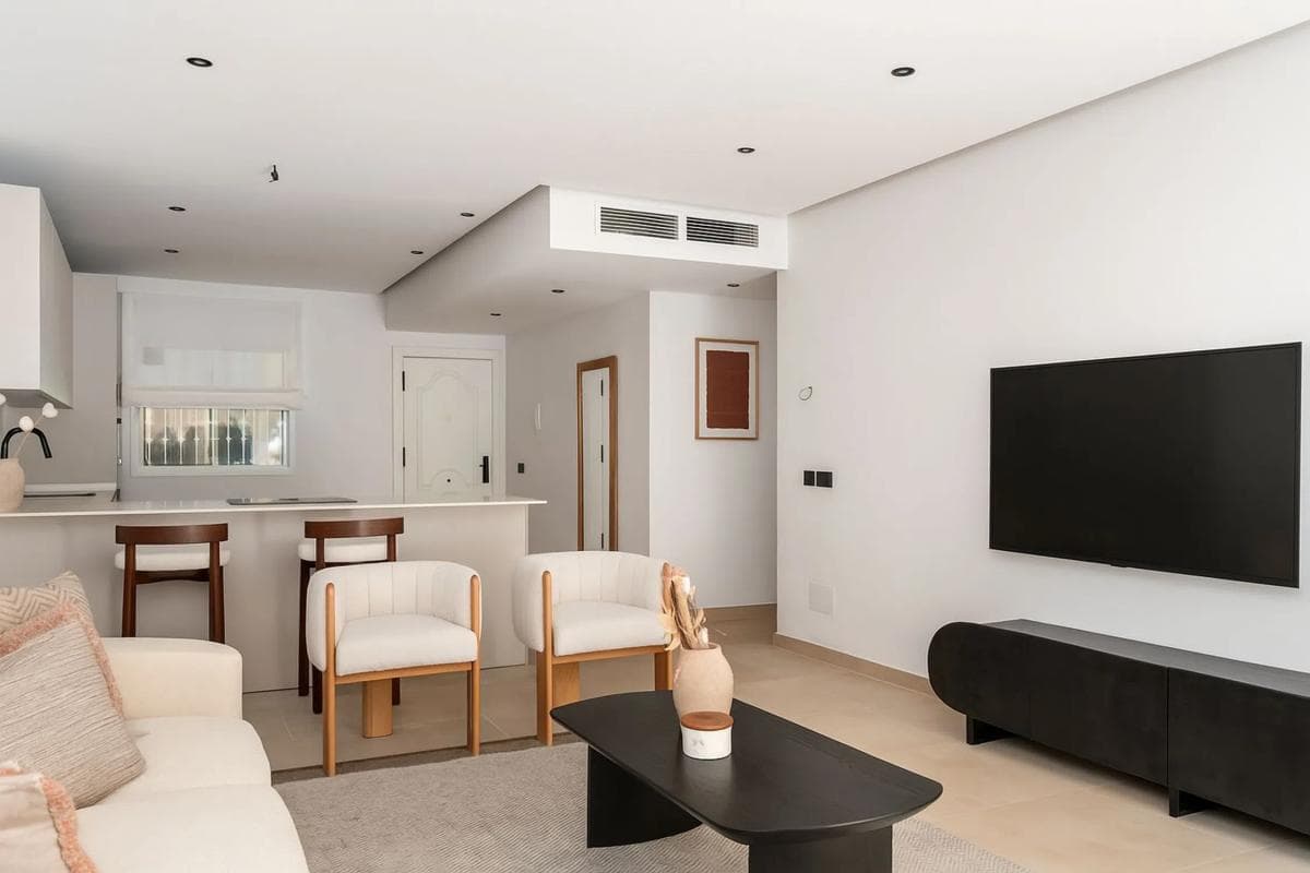 Venta de piso en Barrio Los Naranjos, Marbella
photo 4