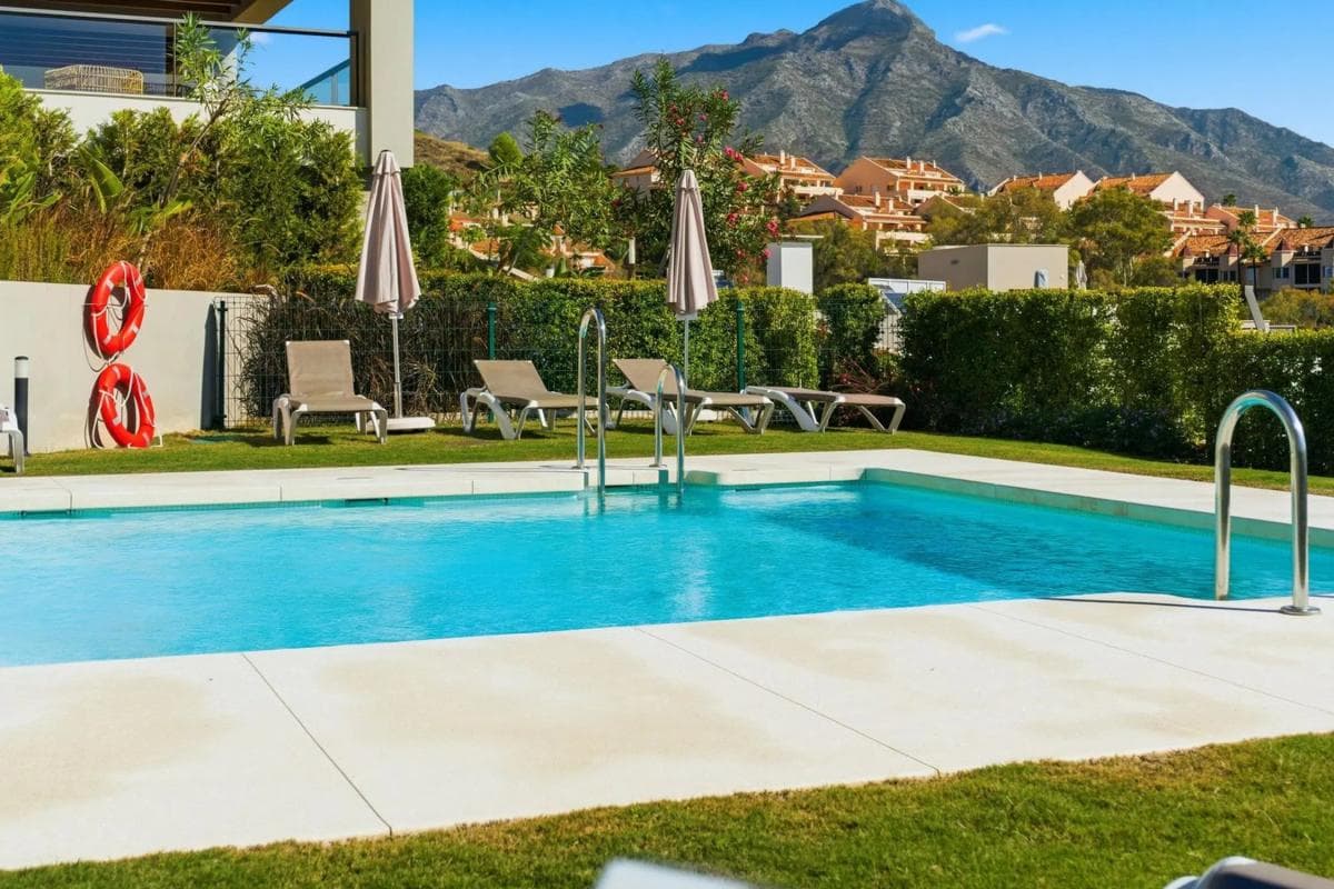 Sale of apartment in Urbanizacion N Andalucia J, Marbella
photo 4