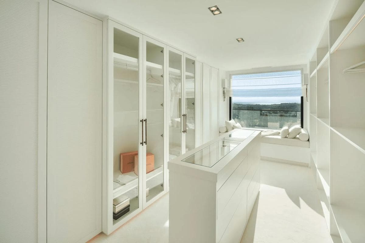 Venta de chalet independiente en Barrio Los Naranjos, Marbella
photo 3