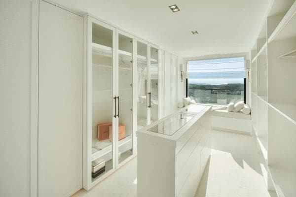 Chalet independiente en venta en Barrio Los Naranjos, Marbella
thumbnail 2