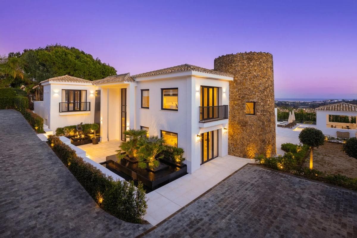 Venta de chalet independiente en Barrio Los Naranjos, Marbella
photo 4