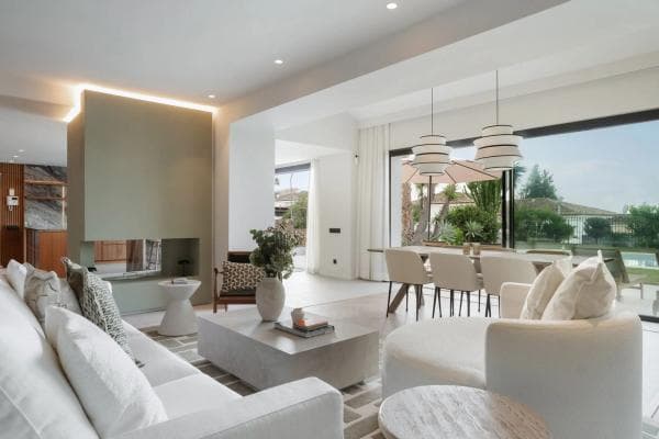 Chalet independiente en venta en Barrio Los Naranjos, Marbella
thumbnail 2