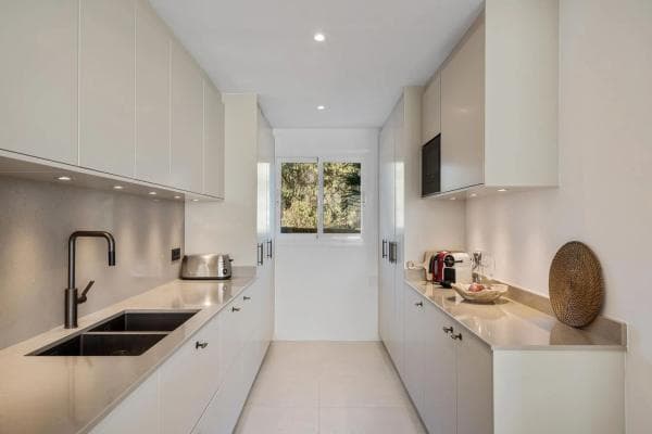 Duplex en venta en UR N ANDALUCIA L, 24, Marbella thumbnail 2