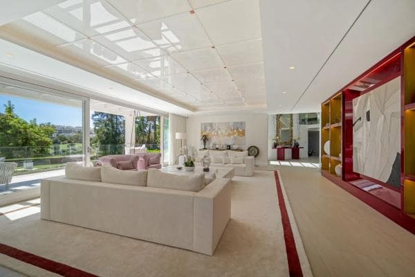 Chalet independiente en venta en Calle Aries, Marbella
thumbnail 2