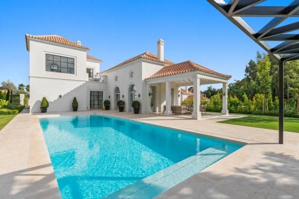 Chalet independiente en venta en Urbanizacion N Andalucia 2G, Marbella
photo 1